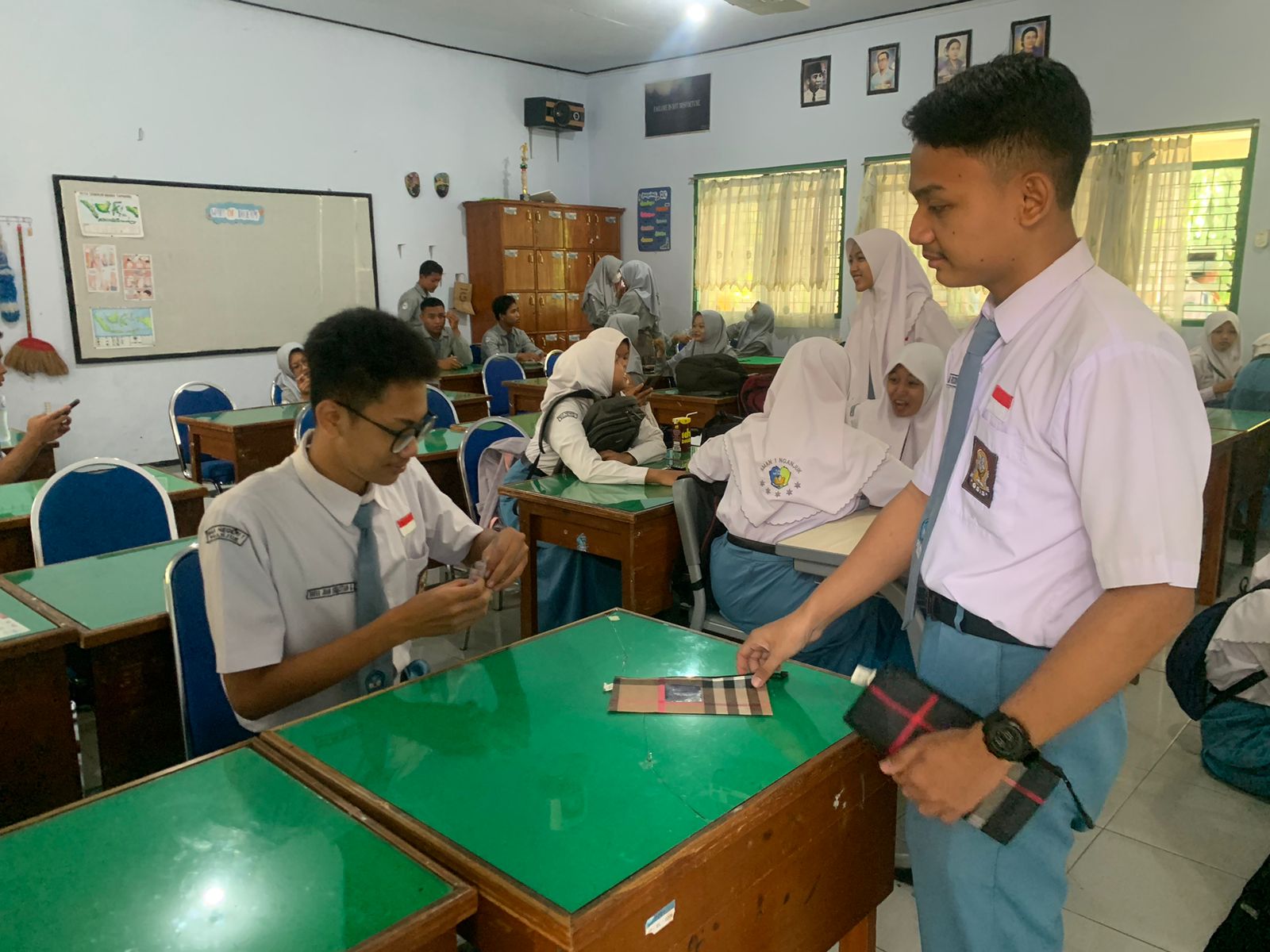  KEGIATAN  PENGEMBANGAN KEPEDULIAN SISWA MELALUI PROGRAM KOIN CITA - CITA SMA NEGERI 1 NGANJUK TAHUN PELAJARAN 2023/2024